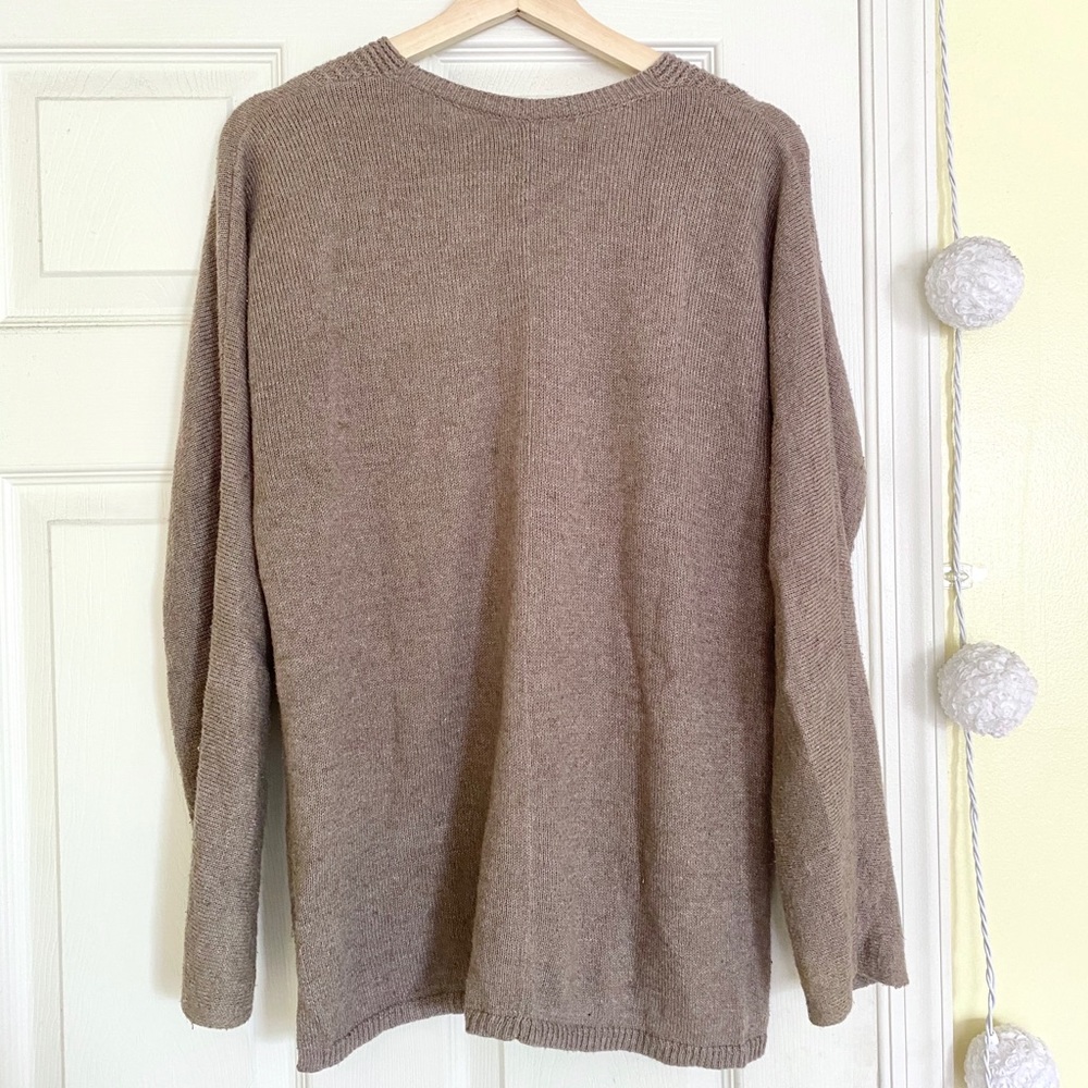 Cozy Oversized Sweater - Picture 2 of 2